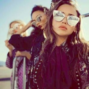 QUAY Oversized Cat-Eye Sunglasses